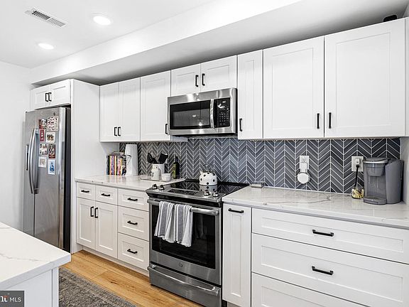 4th image of 1206 N Orianna St #1