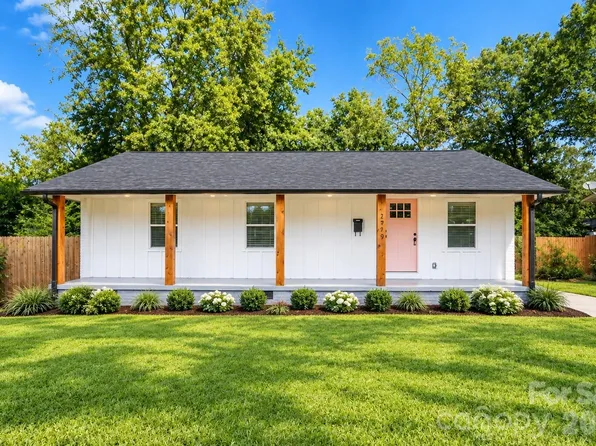 2520 Alleghany St, Charlotte, NC 28208