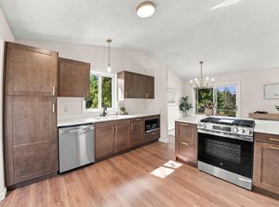 18214 Ironton St NW, Elk River, MN 55330