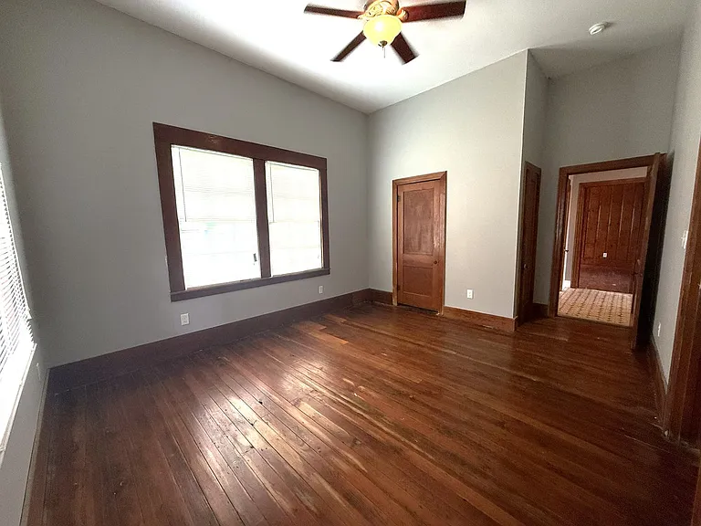 316 Kirkman St — Photo 14