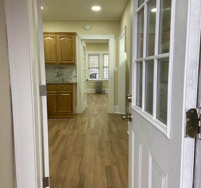 1st image of 210 1st Ave W #A