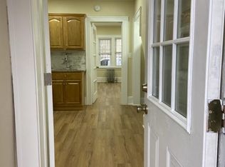 210 1st Ave W #A, Newark, NJ 07107