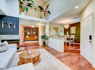 80 Driftwood Dr, Somerset, NJ