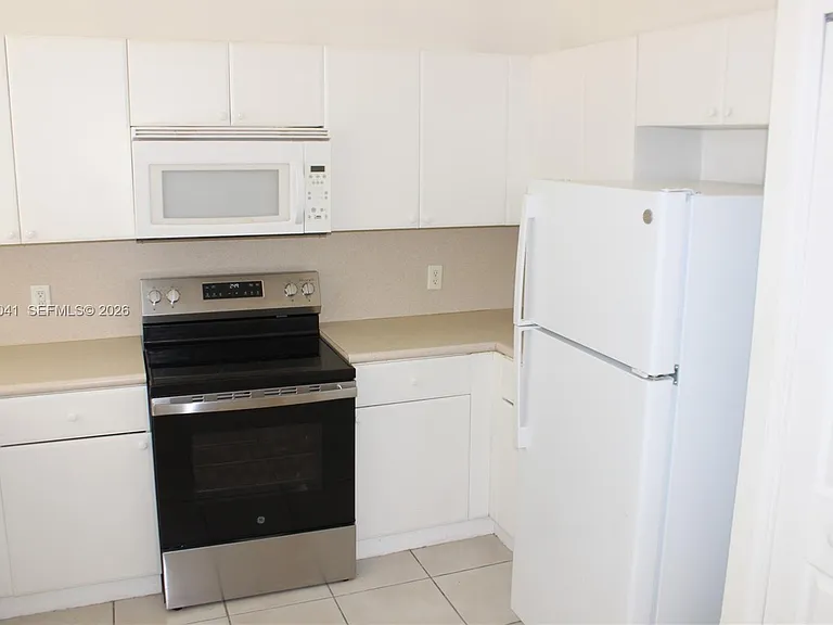 4284 SW 157th Ave #127 — Photo 4