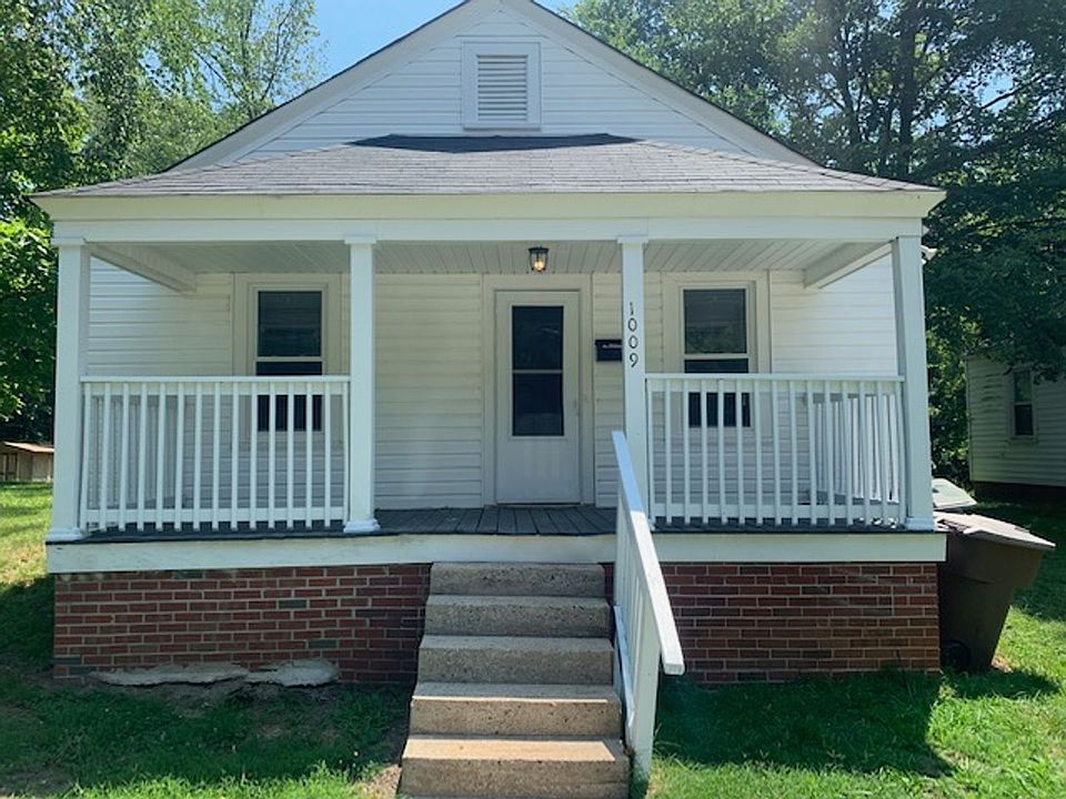 1st image of 1009 McCormick St