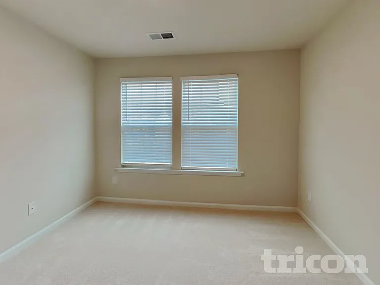 182 Magnolia St — Photo 12