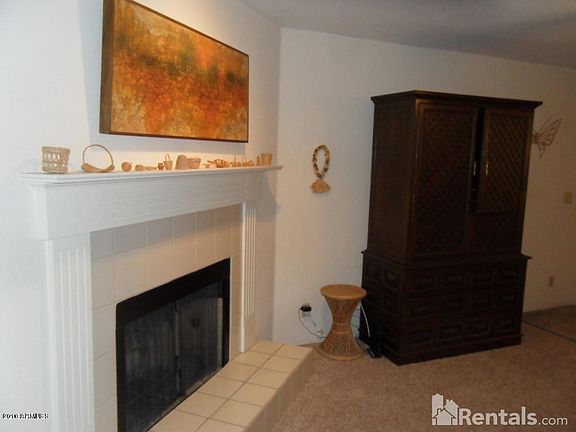 4th image of 3031 N Civic Center Plz Unit 256