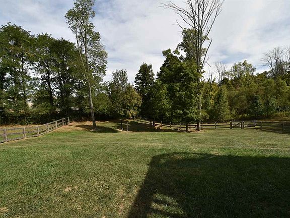 2nd image of 1700 Teakwood Ln