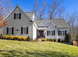 11818 Longfellow Dr, Midlothian, VA 23112