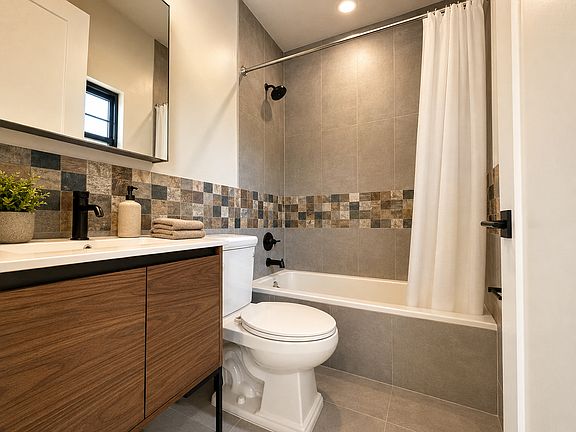 5th image of 2551 Bedford Ave #5A