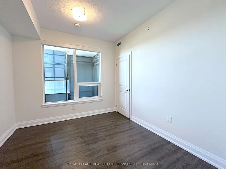 2333 Taunton Rd #901 — Photo 12
