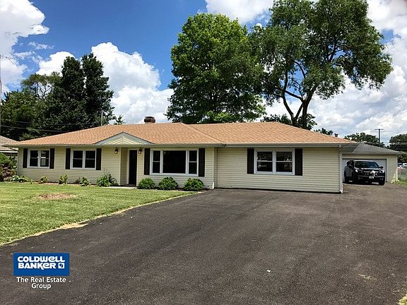 2nd image of 23240 W Peterson Dr