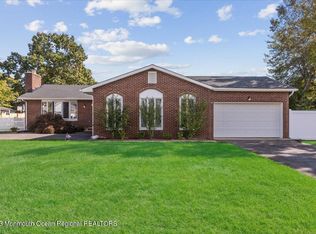 21 Hollycrest Dr, Brick, NJ 08723