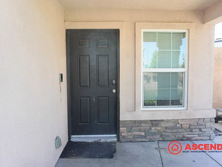 6907 Englefield Dr — Photo 1