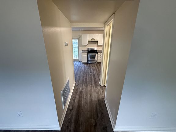4th image of 5745 Bramblegate Rd Unit A