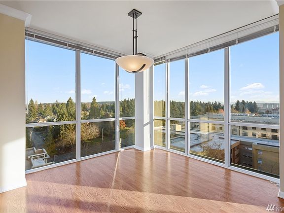 2nd image of 1100 106th Ave NE APT 1006