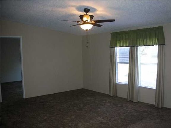 3rd image of 18 24th Ave