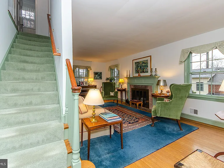 1308 Tracy Pl — Photo 13