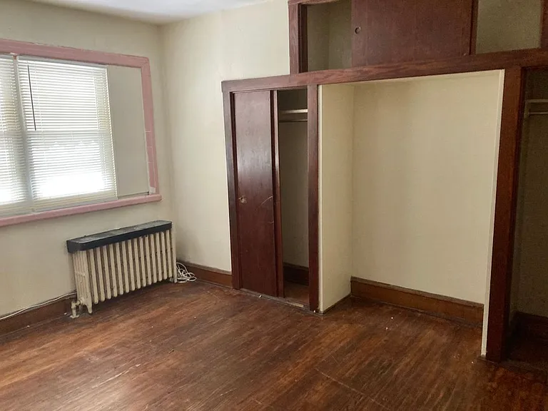 1237 Morton St — Photo 4