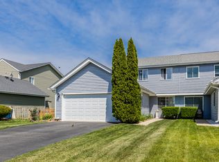 2900 Dorothy Dr, Aurora, IL 60504