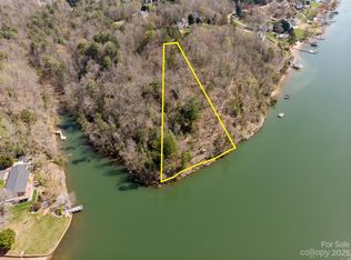 5689 Crown Ter, Hickory, NC 28601