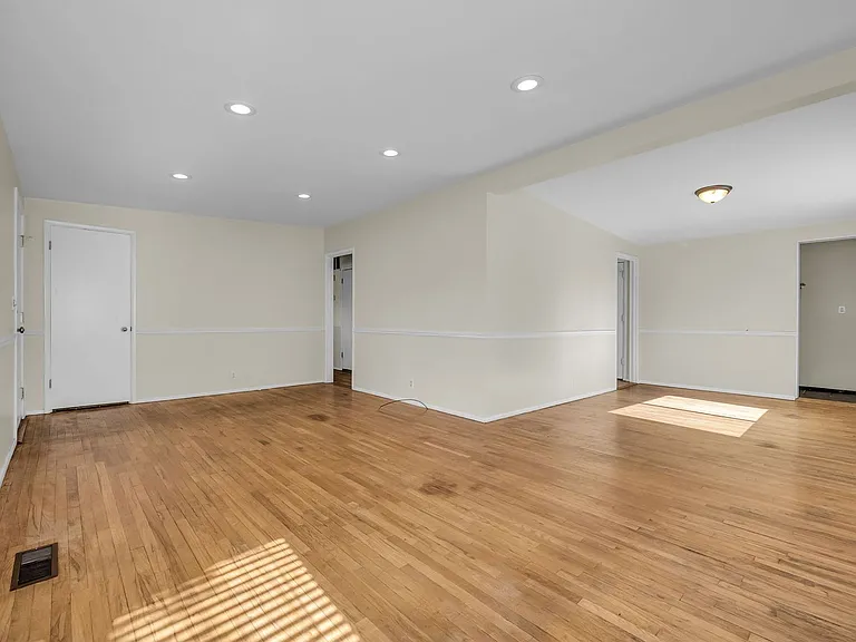 2189 E 6675 S — Photo 6