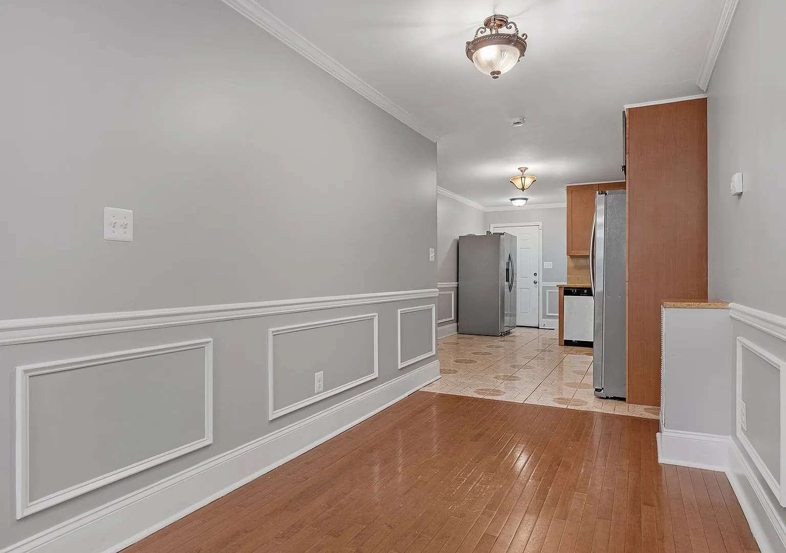 Gorgeous 3 Bedroom and 3 Bathroom in Hollins Market Voucher Tenants Welcomed — Photo 3
