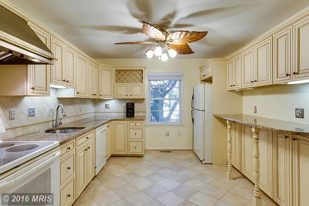 3 bed, 2178 sqft, $2,500 — Photo 1