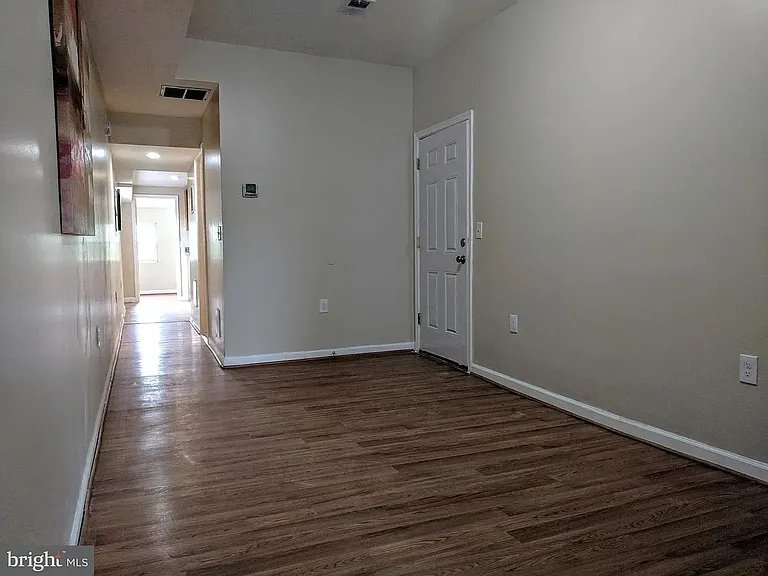2444 Druid Hill Ave — Photo 20