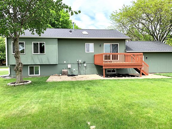 4th image of 155 Bayberry Ln