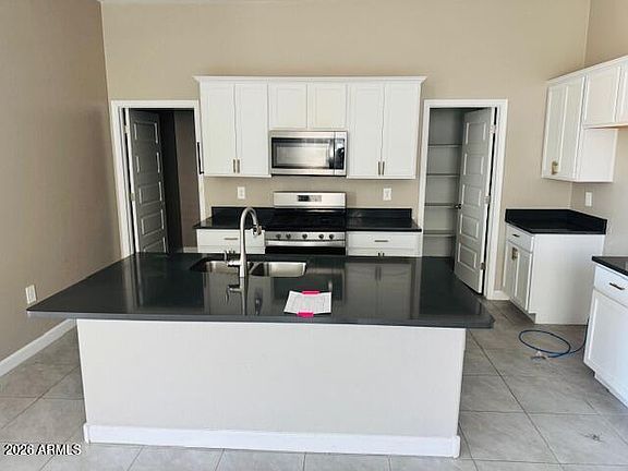 4th image of 40957 W SHAVER Drive
