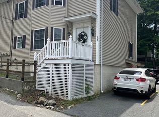 19 Oak Ct APT 3, Clinton, MA 01510