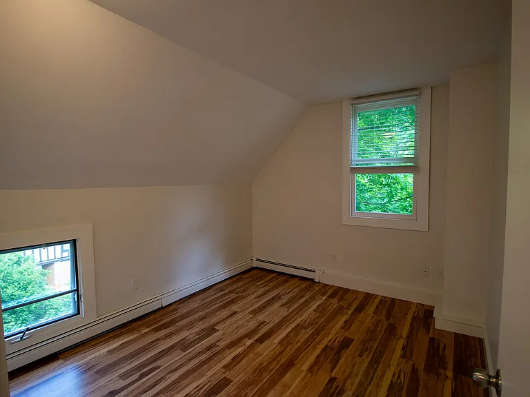 1600 Spring Valley Rd — Photo 16