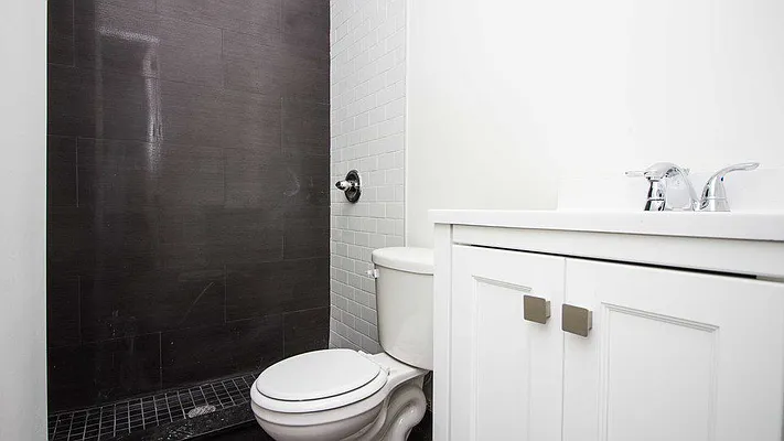 Rented by Nooklyn NYC LLC | media 3