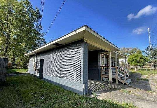 2nd image of 4118 Evangeline St