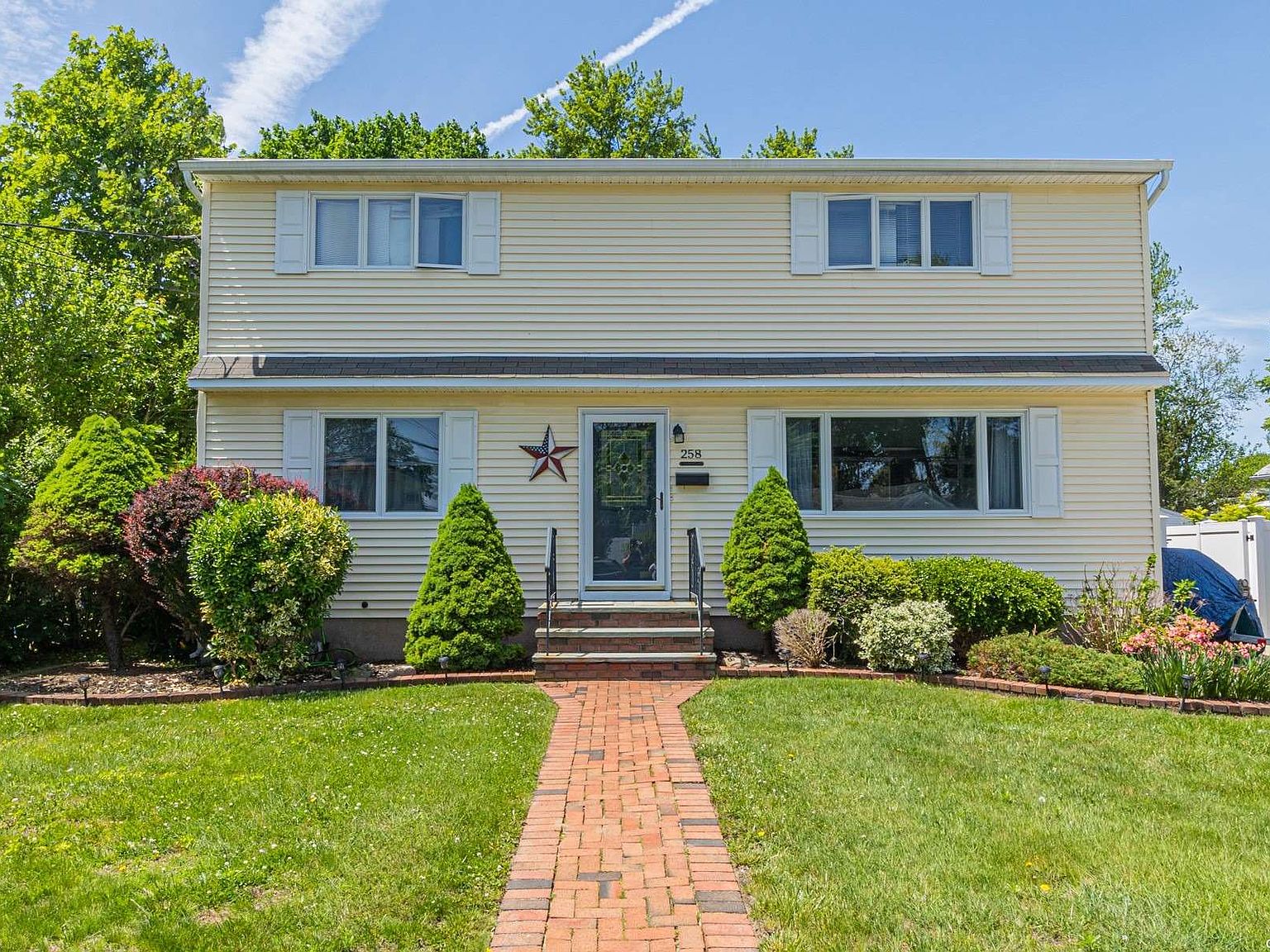 258 Irving Avenue, Deer Park, NY 11729 Zillow