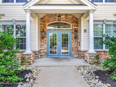 379 Saint Andrews Place, Englishtown, NJ, 07726