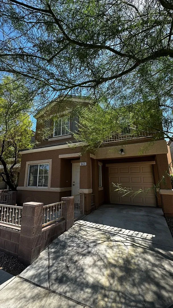 NW Gated Community 2 bdrm plus loft — Photo 1