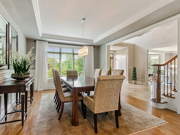 4th image of 300 Hamilton Ct