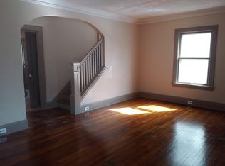 3390 Henderson Rd, Cleveland Heights, OH 44112