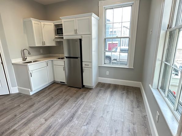 6 Monroe St UNIT 104