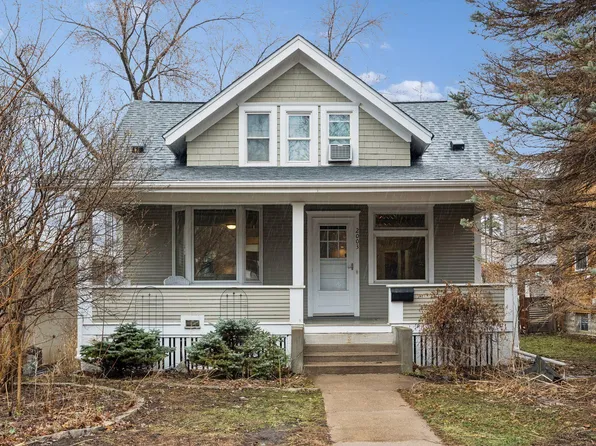 2003 Goodrich Ave, Saint Paul, MN 55105