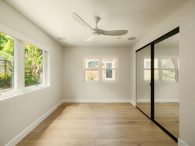 5503 Linda Rosa Ave — Photo 14