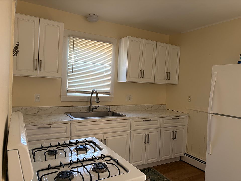 1st image of 169-171 10th St #1