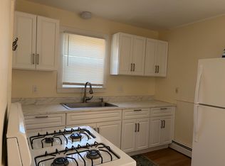 169-171 10th St #1, Providence, RI 02906