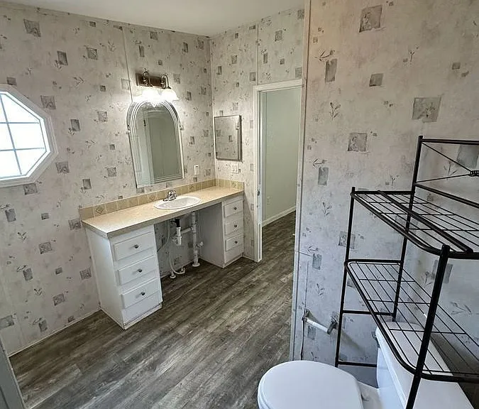 11832 Leeward Pl — Photo 15