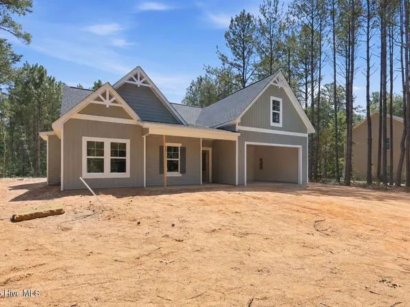 815 Morrison Bridge Road, Vass, NC 28394