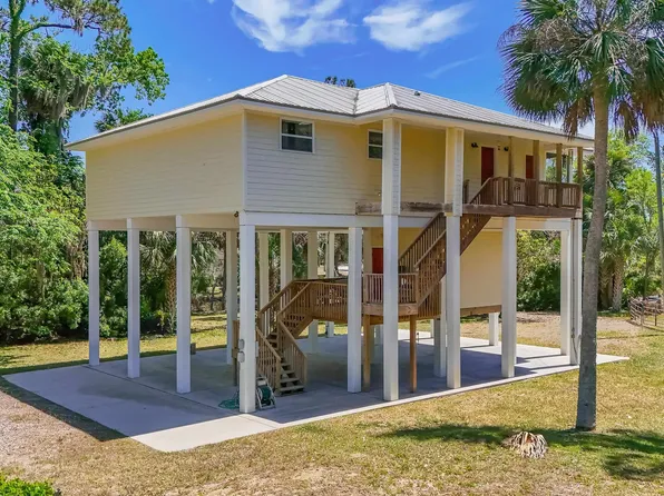142 Stuart Cove Rd, Crawfordville, FL 32327