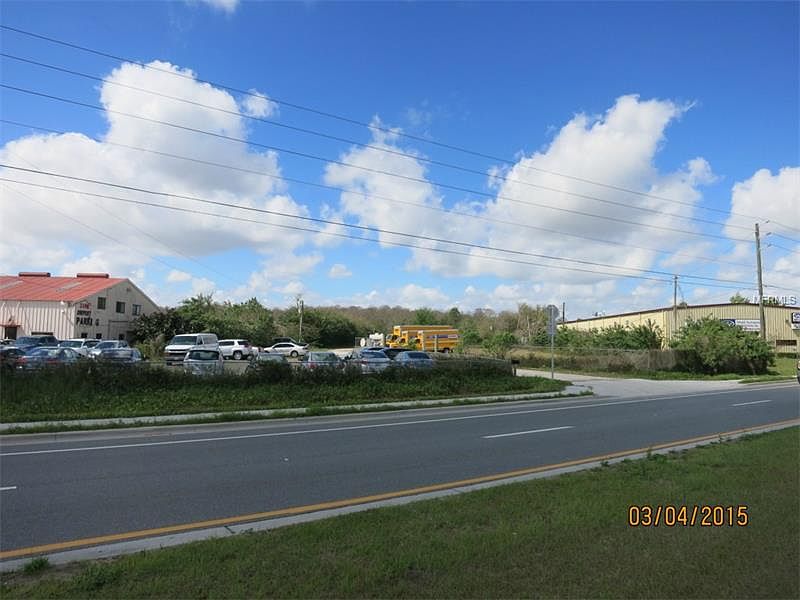 2nd image of 7080 Narcoossee Rd