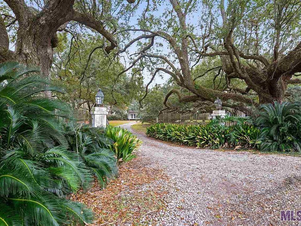8411 N River Rd, Port Allen, LA 70767 Zillow